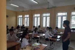 Không có bộ đề minh họa: Có ảnh hưởng tới việc ôn tập thi tốt nghiệp?
