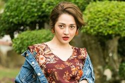 Những điều ít biết về hit triệu view của Bảo Anh, Hương Giang
