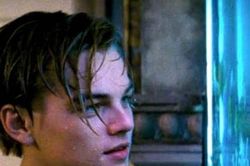 Thời gian đã 'tàn phá' nhan sắc của Leonardo DiCaprio như thế nào?