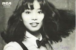 Mariya Takeuchi - ca sĩ nhiều tuổi nhất đứng đầu bảng xếp hạng đĩa đơn của Nhật Bản