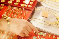 Giá vàng hôm nay 8/1: Tăng vùn vụt từng ngày, sắp chạm ngưỡng 45 triệu đồng/lượng