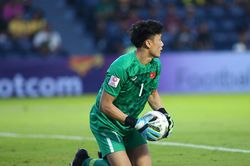 Bùi Tiến Dũng tiết lộ chấn thương, HLV Park Hang Seo lo sốt vó