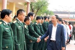 Chủ nhiệm Ủy ban Kiểm tra Tỉnh ủy thăm và chúc Tết tại huyện Yên Thành