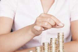 Ngày 15/1/2020 của 12 cung hoàng đạo: Nhân Mã có thể được tăng lương, Kim Ngưu cảm thấy nghi ngờ người xung quanh