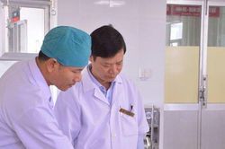 Hy hữu nối thành công bàn tay bị đứt lìa cho nữ bệnh nhân