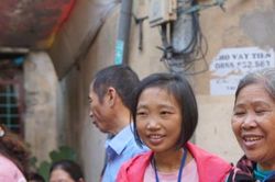 Tết bên hiên của những phận người 'sống gửi' giữa lòng Hà Nội