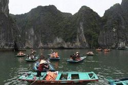 Lật đò ở vịnh Hạ Long, nữ du khách Hàn Quốc tử vong ngày mùng 1 Tết