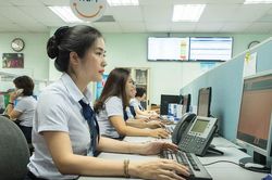 Tình huống 'dở khóc dở cười' của tổng đài viên 1080 trực giao thừa