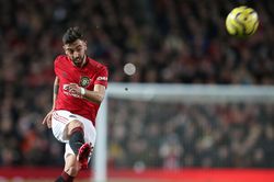 Bruno Fernandes ra mắt, MU chia điểm thất vọng với Wolverhampton