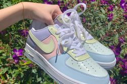 6 đôi giày Nike nhiều màu sắc được hội chị em yêu thích nhất