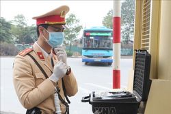 Bảo đảm vệ sinh phòng dịch khi kiểm tra nồng độ cồn