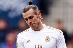 CĐV Real hết kiên nhẫn với Gareth Bale