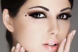 9 vị trí nốt ruồi 'hiểm độc' hủy hoại cả một đời trên cơ thể phụ nữ, nên cân nhắc xóa đi