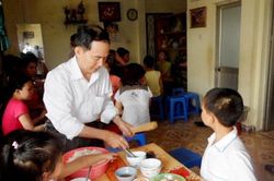 Những nụ cười từ 'ngôi nhà vô sản'