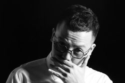 Tóc Tiên giàu có, Hoàng Touliver cũng là 'đại gia ngầm' showbiz với tài sản khổng lồ