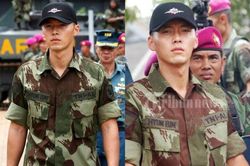 Ảnh Hyun Bin thời nhập ngũ được 'khai quật' lại ngầu không kém 'Hạ cánh nơi anh'