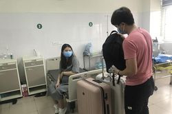 30 người phải cách ly sau khi về từ tâm dịch Vũ Hán được ra viện