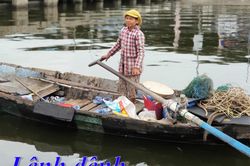 Lênh đênh một phận đò