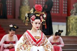 Angela Baby, Lưu Diệc Phi, Lưu Thi Thi - Ai mới là nàng tân nương xinh đẹp nhất màn ảnh Hoa ngữ?