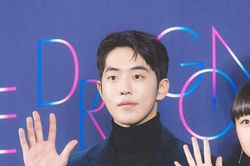 Rời YG Ent, Nam Joo Hyuk dự đầu quân công ty Gong Yoo và Suzy