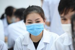 Thêm 5 bệnh nhân mắc Covid-19 ở Việt Nam, cả nước có 212 ca