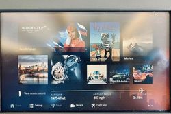 Hành trình ly kỳ giành tấm vé lên chuyến bay cuối cùng về Việt Nam của kỹ sư Việt tại UAE