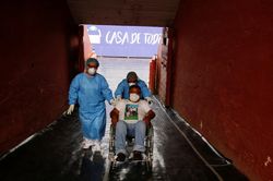 CDC Mỹ: 25% ca nhiễm không triệu chứng, cảm thấy khỏe vẫn gây lây lan