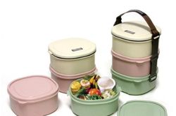 Dân công sở chuộng cặp lồng đựng cơm