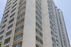 Điều tra vụ người đàn ông nghi rơi từ tầng cao chung cư tại Nhà Bè
