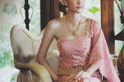 Chiêm ngưỡng những bộ váy cưới truyền thống của cô dâu các nước