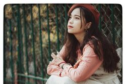 Nữ du học sinh Việt viết nhạc, ôn thi online khi tự cách ly ở Hà Lan
