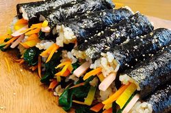 Những món ăn vặt Hàn Quốc dễ làm tại nhà