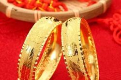 Cả xóm ra xem đám cưới nhưng không thấy cô dâu, chú rể tiết lộ lý do gây 'phẫn nộ'