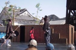 Khám phá bí ẩn bên trong những ngôi nhà của các ninja