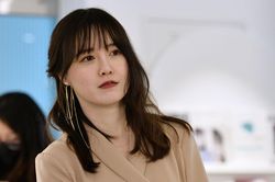 Lộ diện sau ly hôn: Goo Hye Sun 'cạn ngôn' trước câu hỏi về Ahn Jae Hyun, chuẩn bị tái xuất màn ảnh