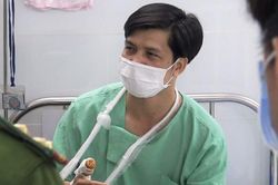 31 lính cứu hỏa bị axit văng vào người, mắt trong vụ cháy khu chế xuất