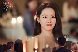 Được trả 23 tỷ đóng 'Thế giới hôn nhân', Knet phẫn nộ vì Kim Hee Ae thấp hơn Song Hye Kyo - Son Ye Jin và Jeon Ji Hyun