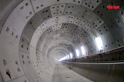 Cận cảnh ga ngầm Ba Son của tuyến metro Bến Thành – Suối Tiên