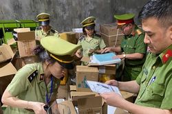 Hà Giang thu giữ số lượng lớn hàng hóa không có hóa đơn chứng từ