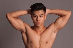 'Lột xác' từ chàng trai suy dinh dưỡng thành hot boy 6 múi