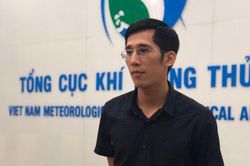 Chuyên gia thời tiết nói gì về đợt nắng nóng tại Hà Nội?