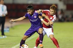 Chiến thắng sát nút giúp Sài Gòn FC vươn lên ngôi đầu bảng V-League