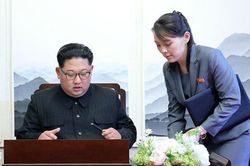 Quyền lực đặc biệt của em gái Chủ tịch Triều Tiên Kim Jong-un