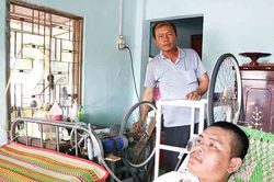 Lão nông sáng chế máy trợ thở giúp con trai giành sự sống