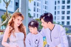 Thu Thủy xúc động hát tặng con gái sắp chào đời