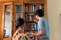 Đừng để có tủ rượu mà tủ sách thì không
