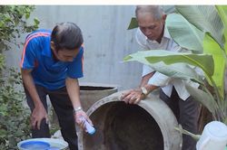 Cần phun hóa chất diện rộng ngăn dịch sốt xuất huyết ở nơi nguy cơ cao