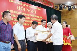 Chú trọng tuyên truyền Đại hội Đảng bộ các cấp Khối các cơ quan TW