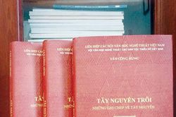 'Tây Nguyên trôi': Dòng sông ngôn từ lấp lánh