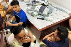 14 người phê ma túy trong nhà nghỉ ở TP.HCM